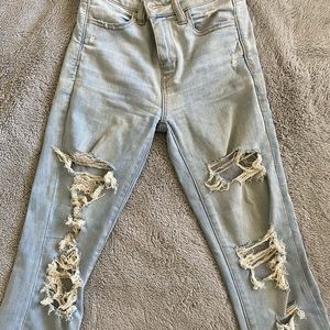 American eagle ripped skinny jeans